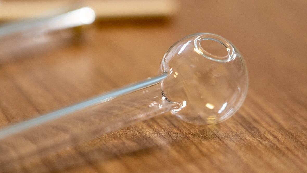 bubble-pipe A bubble pipe